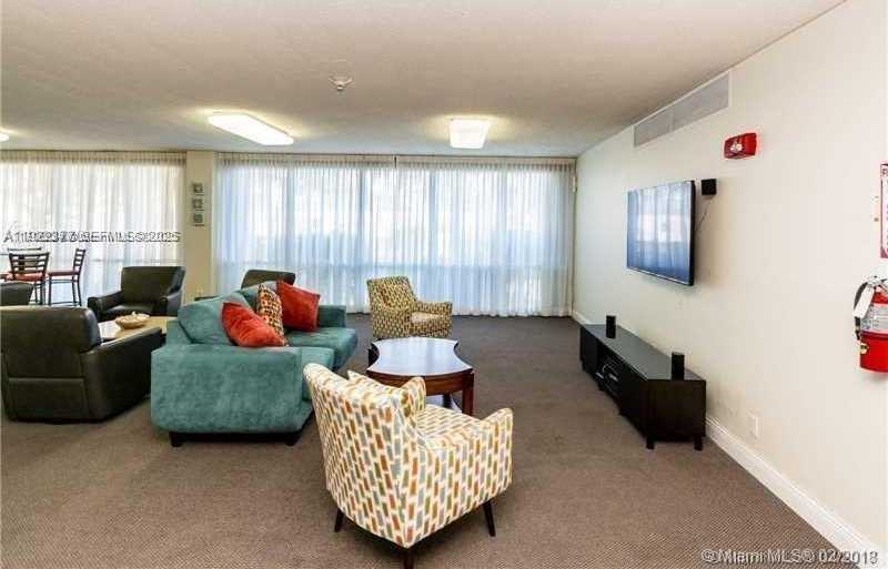 Small Image of 2655 COLLINS AVE #603, Miami Beach Number 43