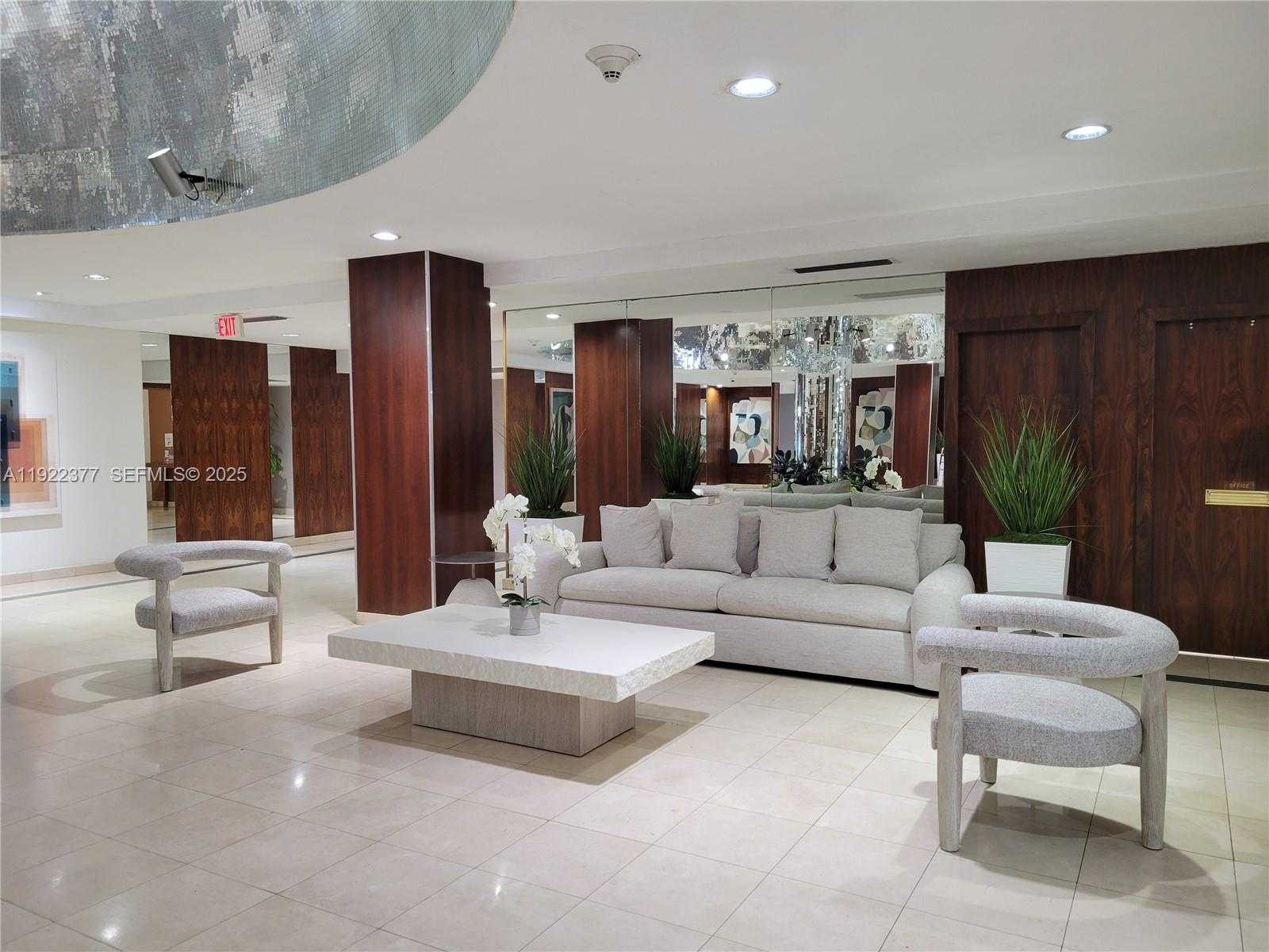 Small Image of 2655 COLLINS AVE #603, Miami Beach Number 48