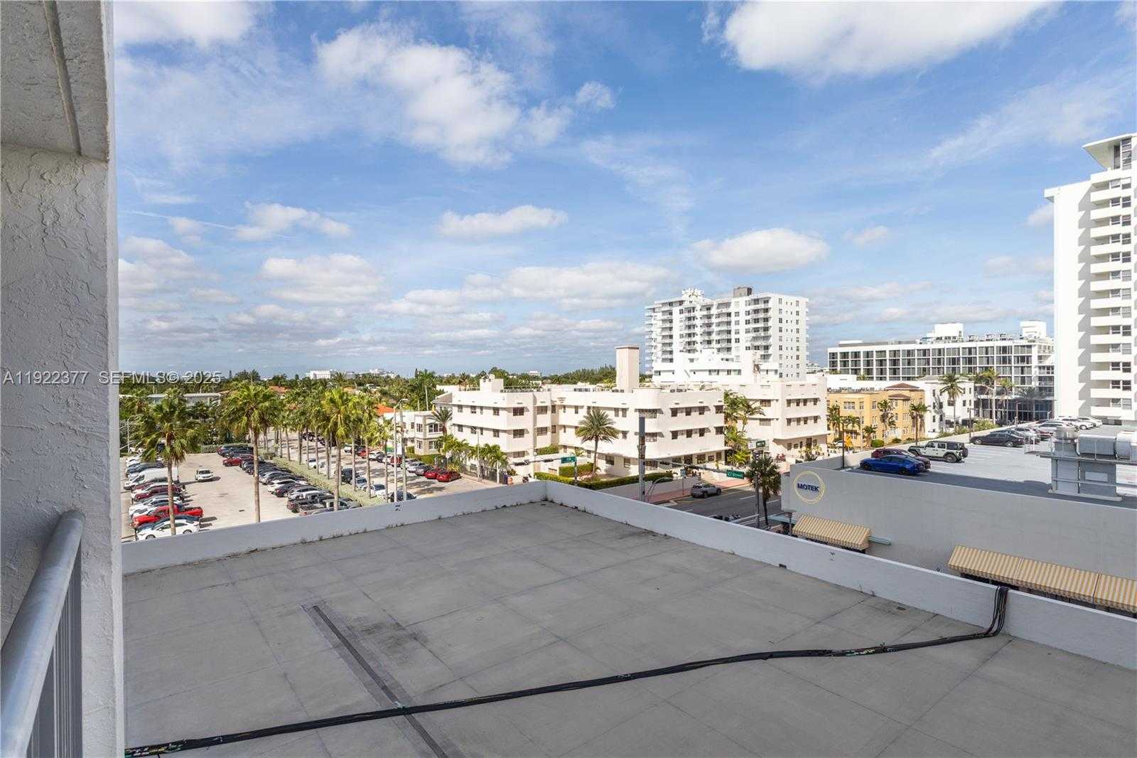 Small Image of 2655 COLLINS AVE #603, Miami Beach Number 66