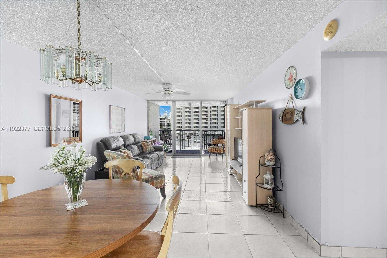 Small Image of 2655 COLLINS AVE #603, Miami Beach Number 67