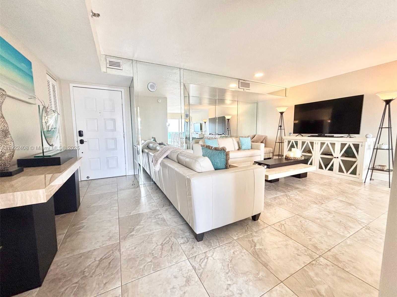 Small Image of 1201 SOUTH OCEAN DR #1610S, Hollywood Number 15