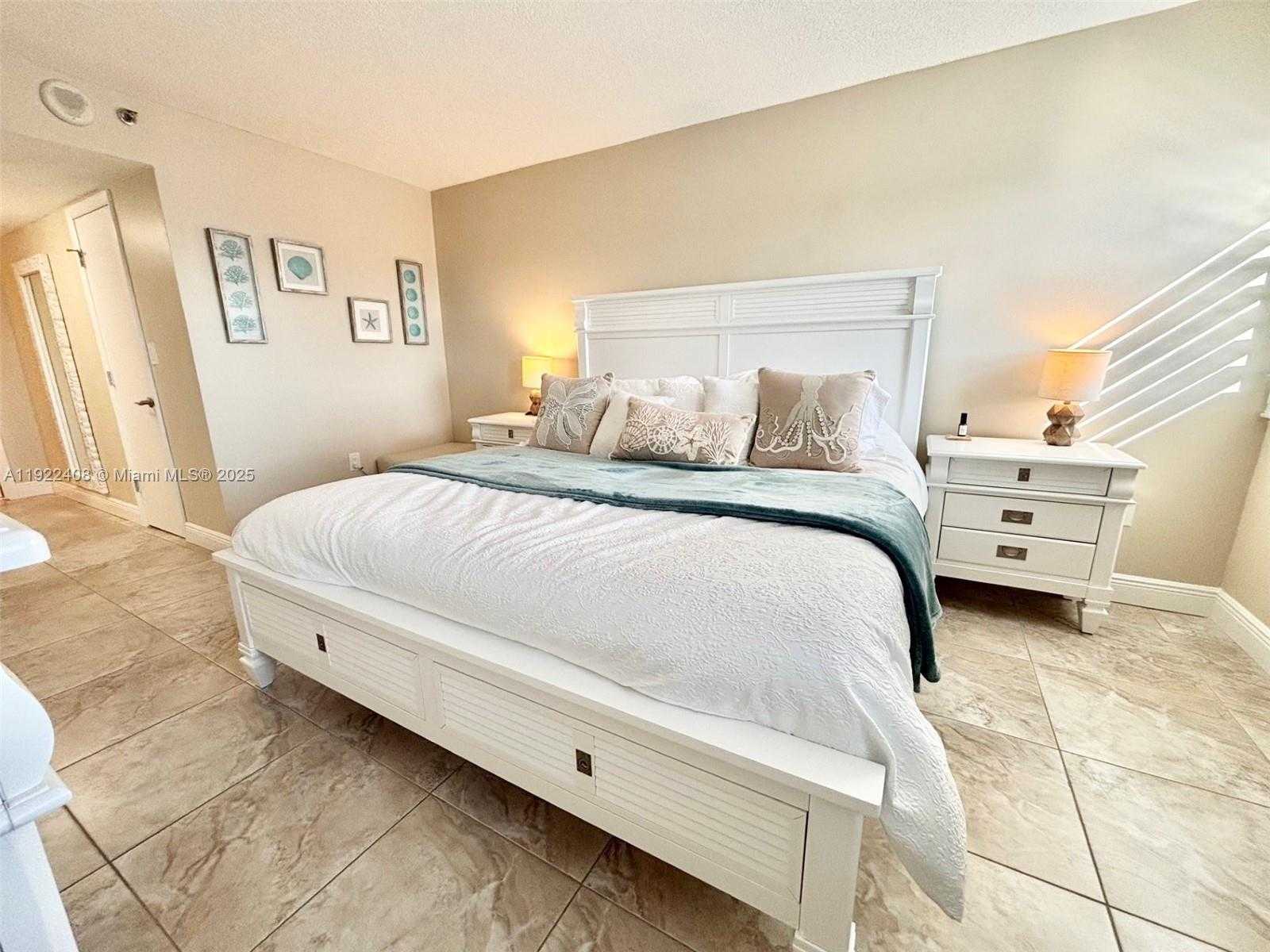 Small Image of 1201 SOUTH OCEAN DR #1610S, Hollywood Number 35