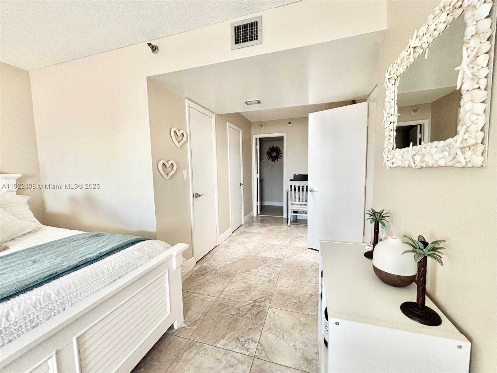 Small Image of 1201 SOUTH OCEAN DR #1610S, Hollywood Number 51