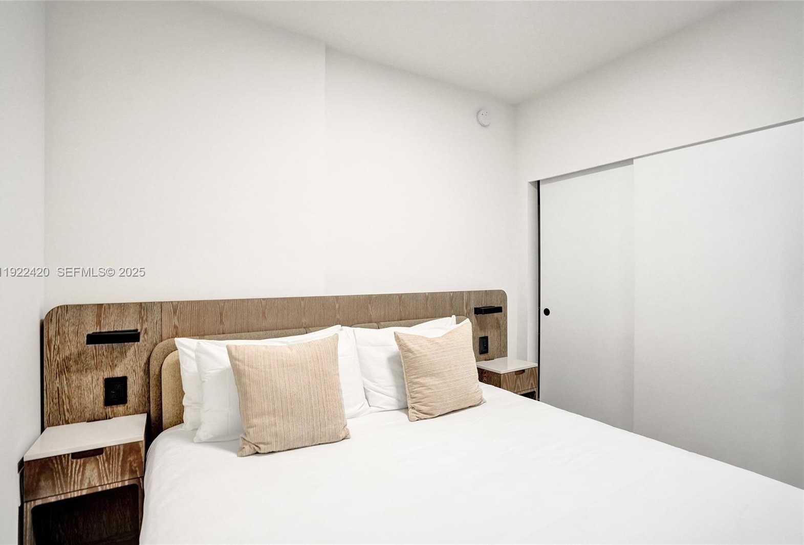 Small Image of 580 72ND ST #905, Miami Beach Number 6