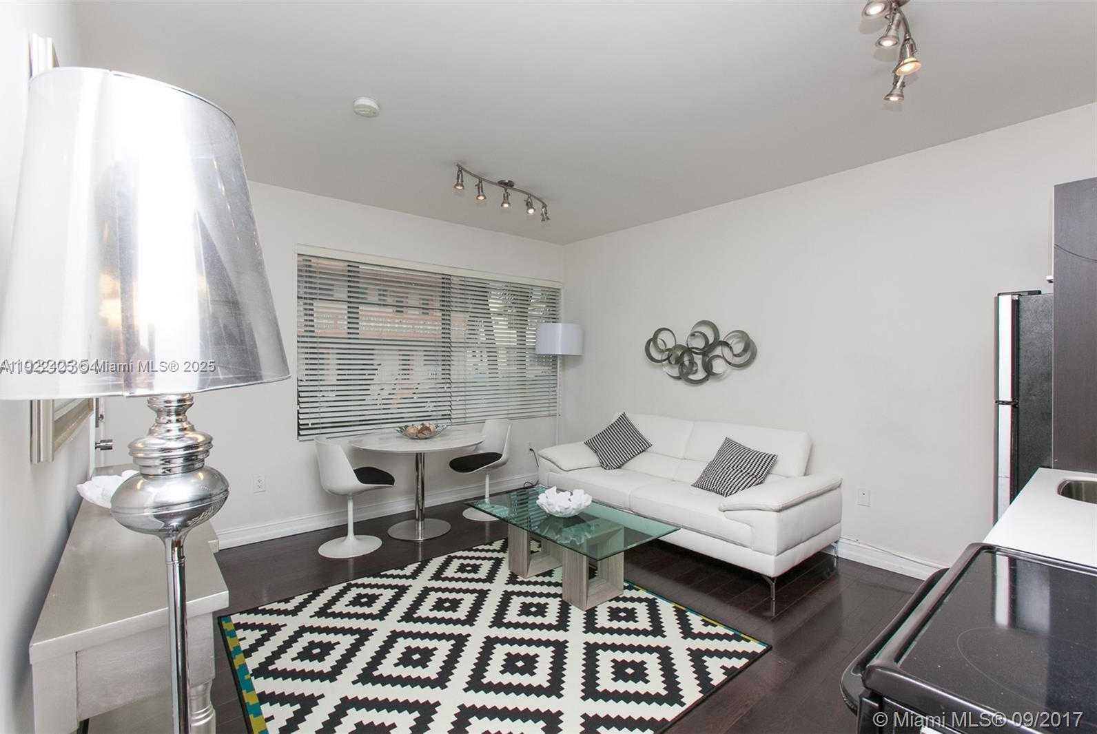 Small Image of 611 11TH ST #104, Miami Beach Number 6