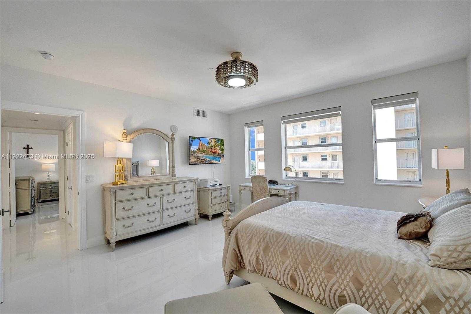 Small Image of 1395 SOUTH OCEAN BLVD #7D (701), Pompano Beach Number 40