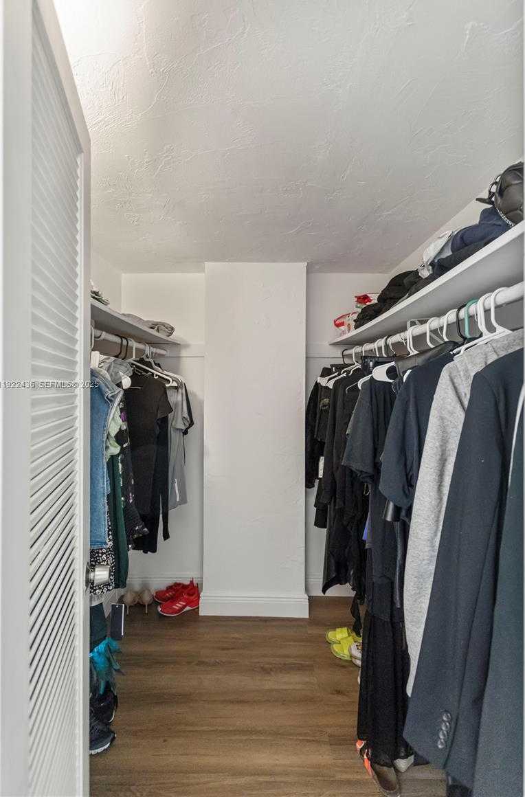 Imagen de Pequeño Objeto