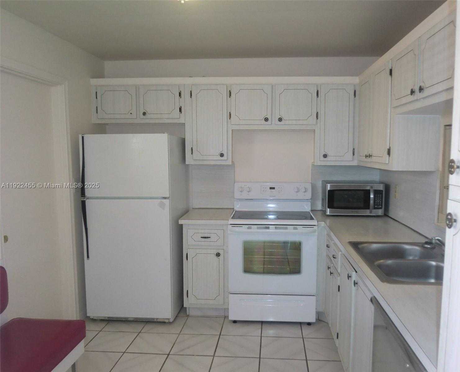 Imagen de Pequeño Objeto