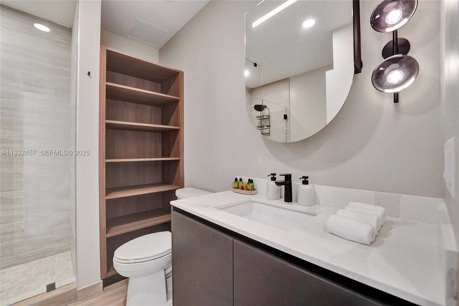 Small Image of 580 72ND ST #1511, Miami Beach Number 7