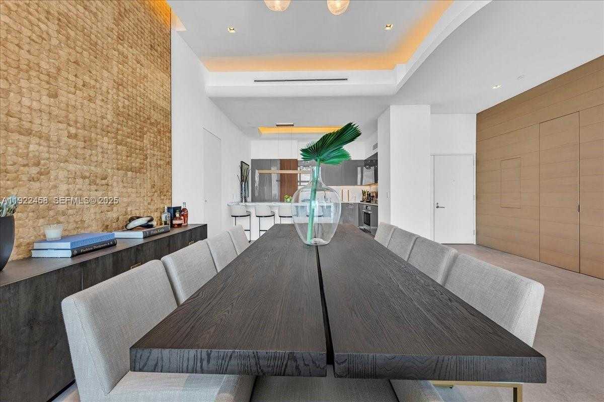 Small Image of 1300 SOUTH MIAMI AVE #UPH2, Miami Number 14