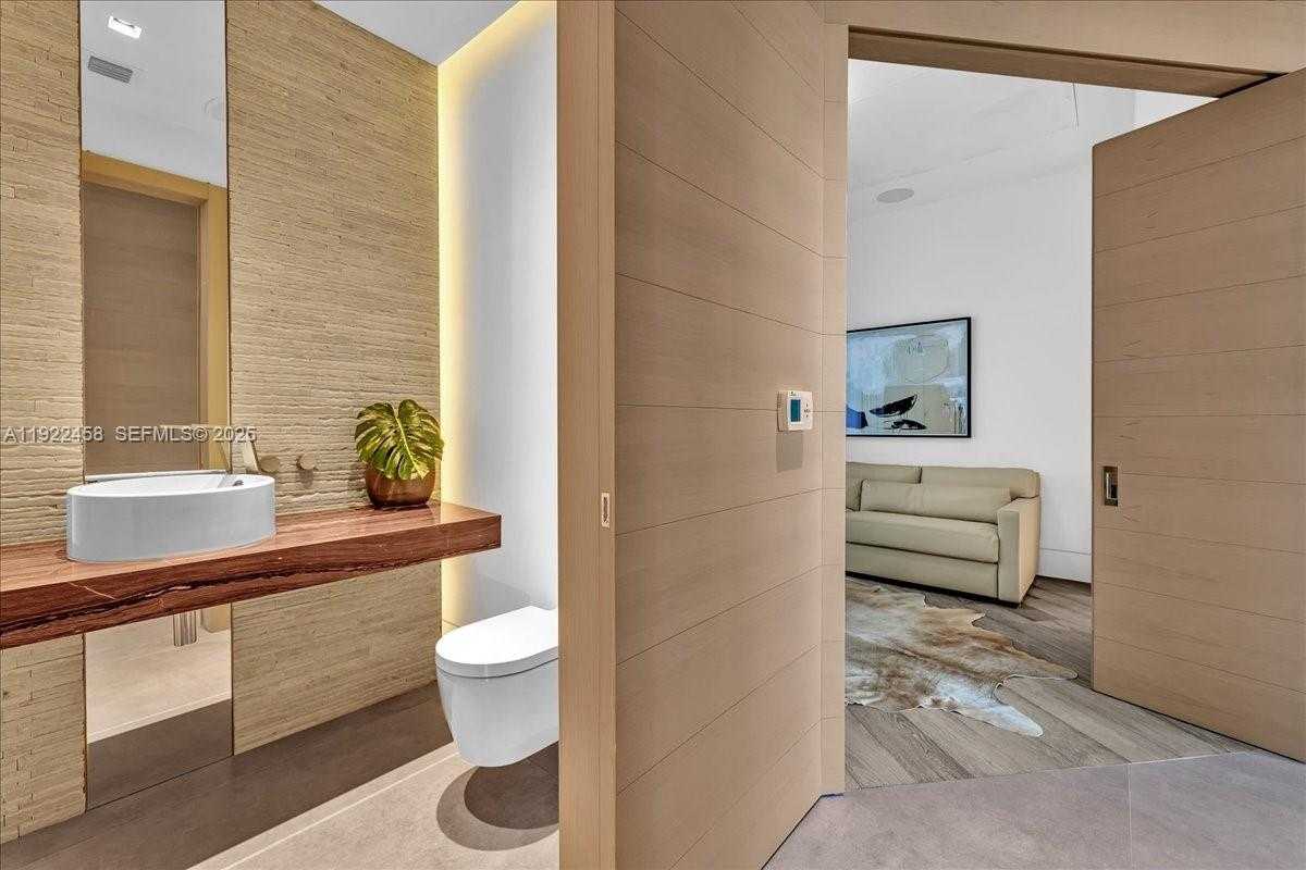 Small Image of 1300 SOUTH MIAMI AVE #UPH2, Miami Number 26