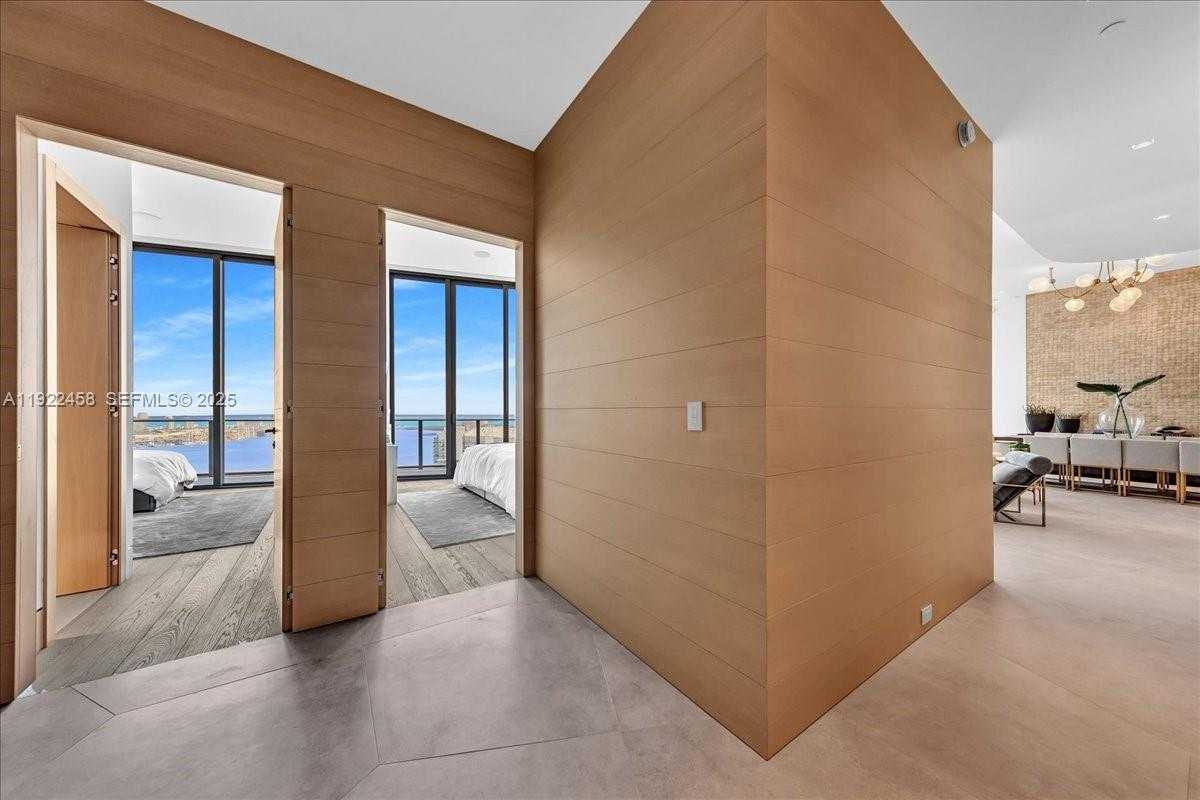 Small Image of 1300 SOUTH MIAMI AVE #UPH2, Miami Number 31