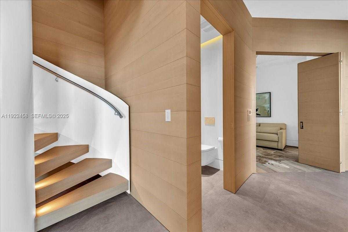 Small Image of 1300 SOUTH MIAMI AVE #UPH2, Miami Number 40