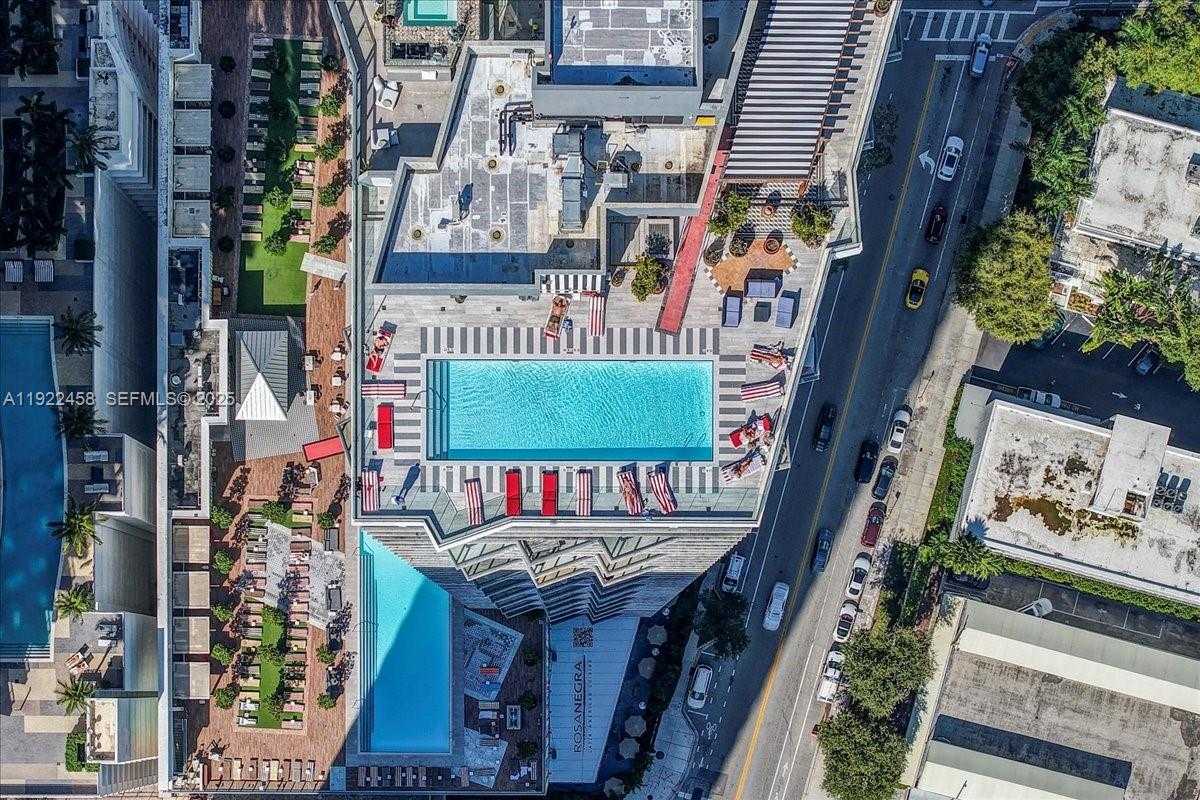 Small Image of 1300 SOUTH MIAMI AVE #UPH2, Miami Number 52