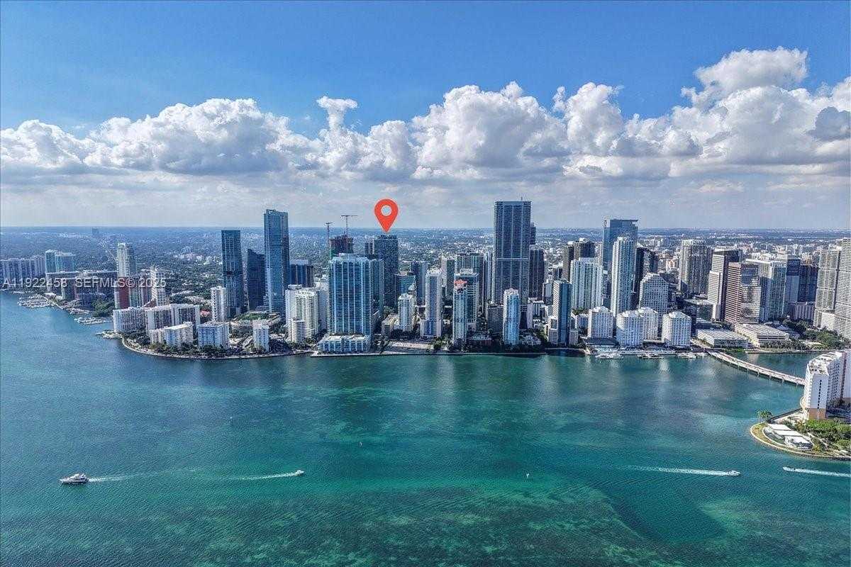 Small Image of 1300 SOUTH MIAMI AVE #UPH2, Miami Number 54