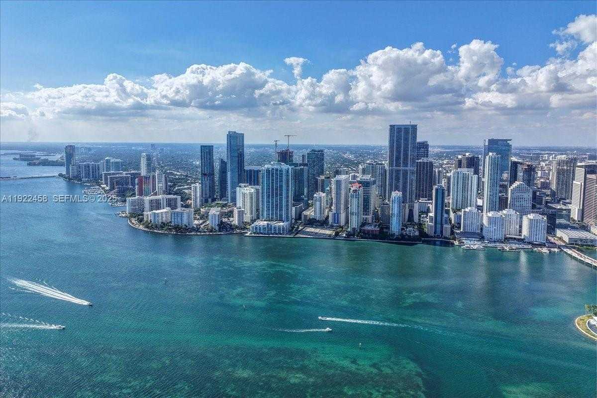 Small Image of 1300 SOUTH MIAMI AVE #UPH2, Miami Number 55