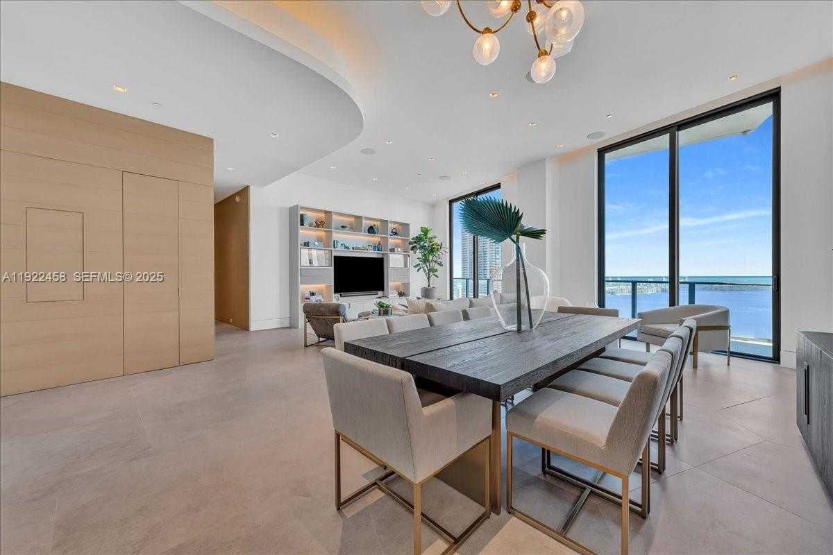 Small Image of 1300 SOUTH MIAMI AVE #UPH2, Miami Number 8