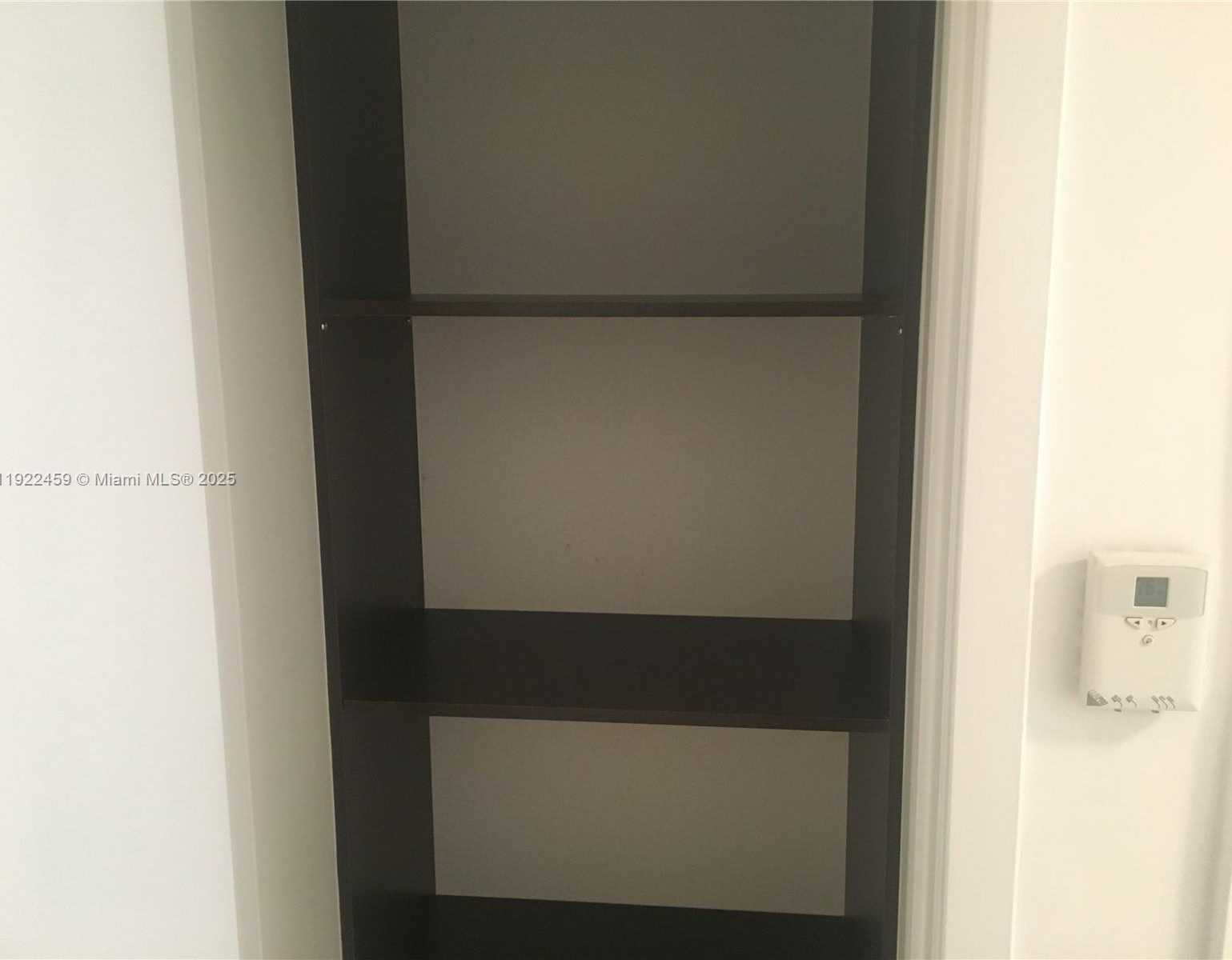 Small Image of 6000 COLLINS AVE #521, Miami Beach Number 11