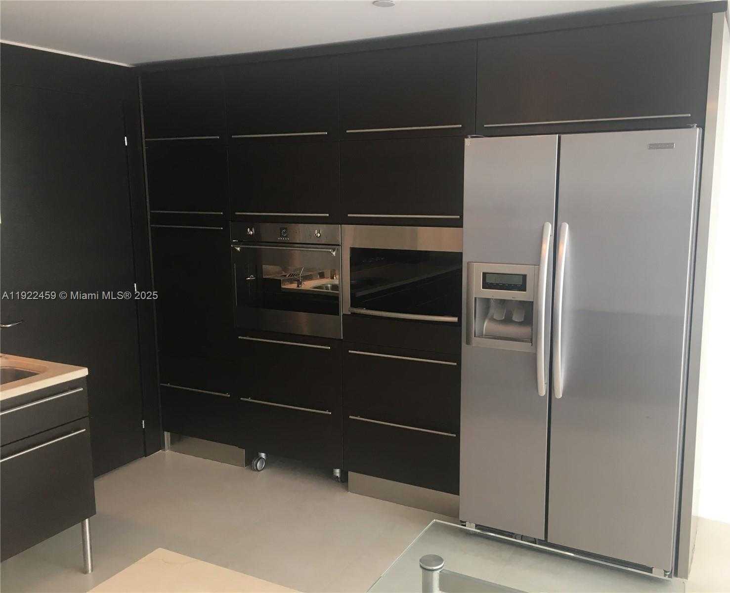 Small Image of 6000 COLLINS AVE #521, Miami Beach Number 18