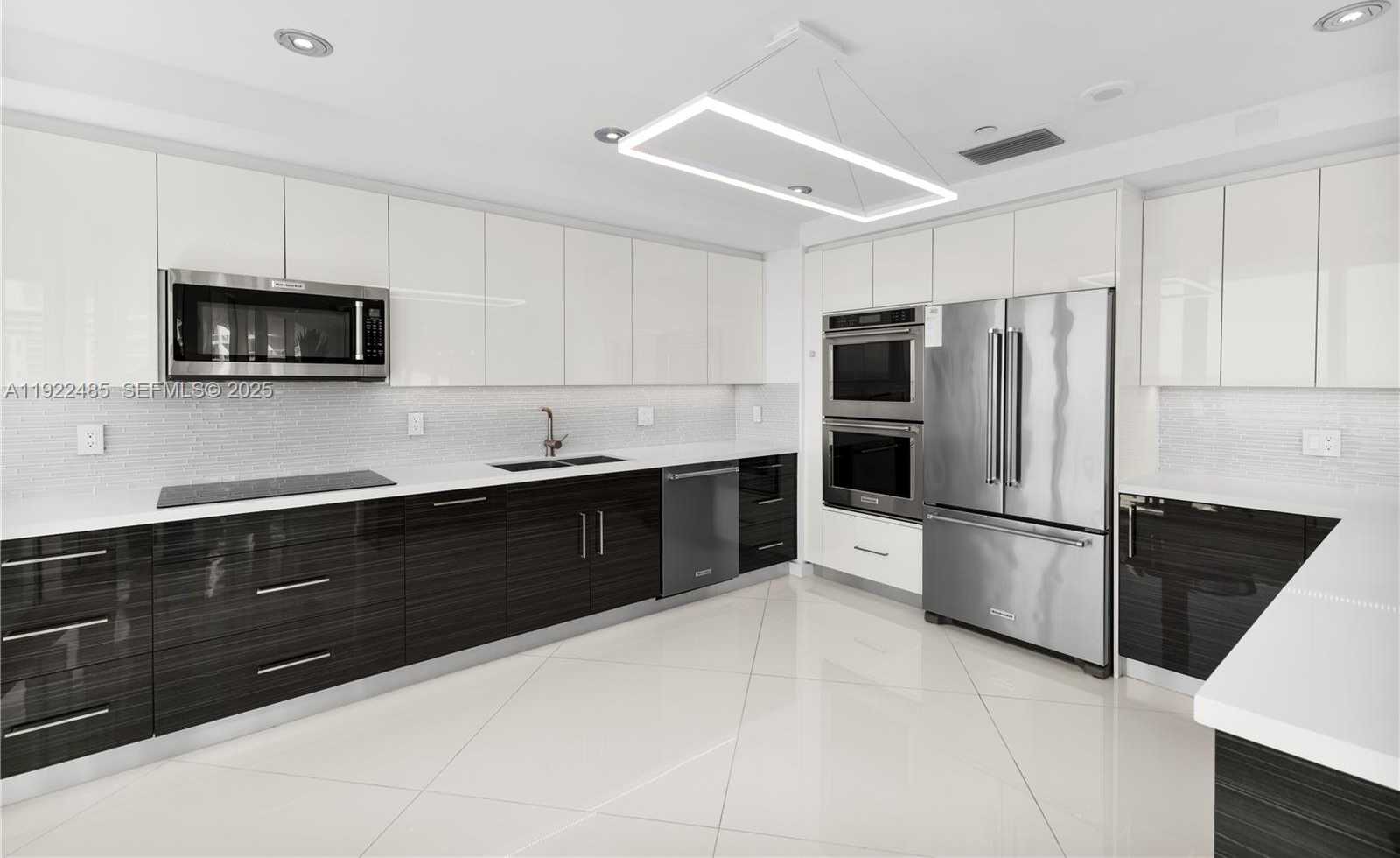 Small Image of 19955 NORTH EAST 38TH CT #2205, Aventura Number 13