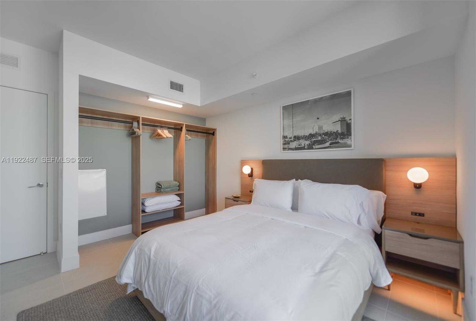 Small Image of 159 NORTH EAST 6TH ST #4601, Miami Number 16