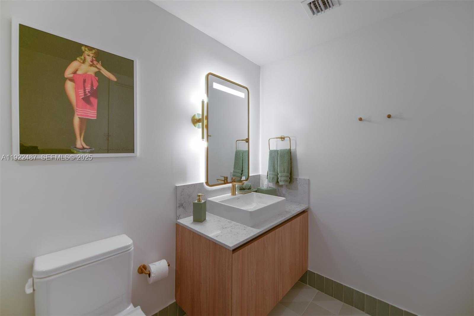 Small Image of 159 NORTH EAST 6TH ST #4601, Miami Number 18