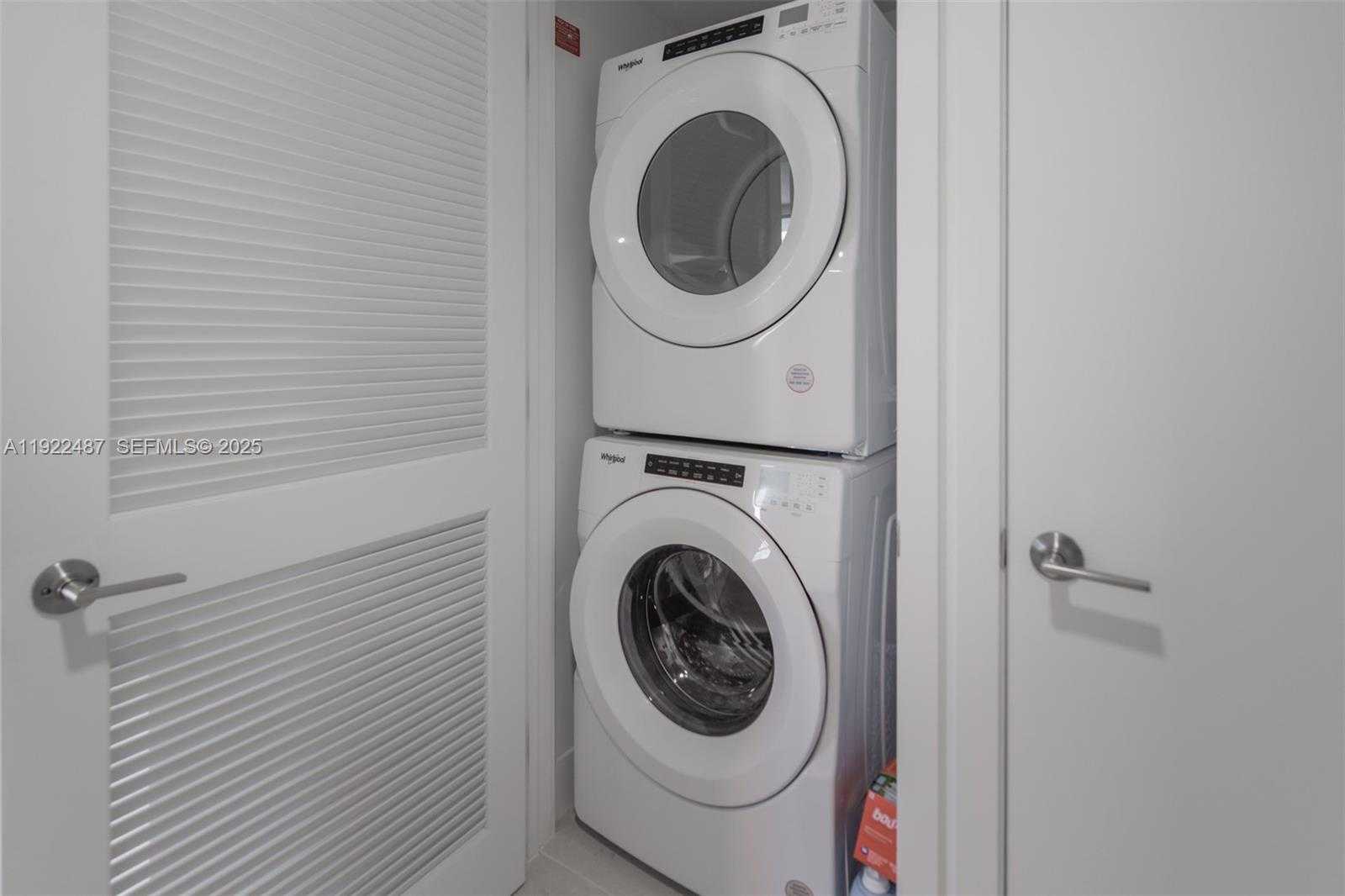 Small Image of 159 NORTH EAST 6TH ST #4601, Miami Number 19