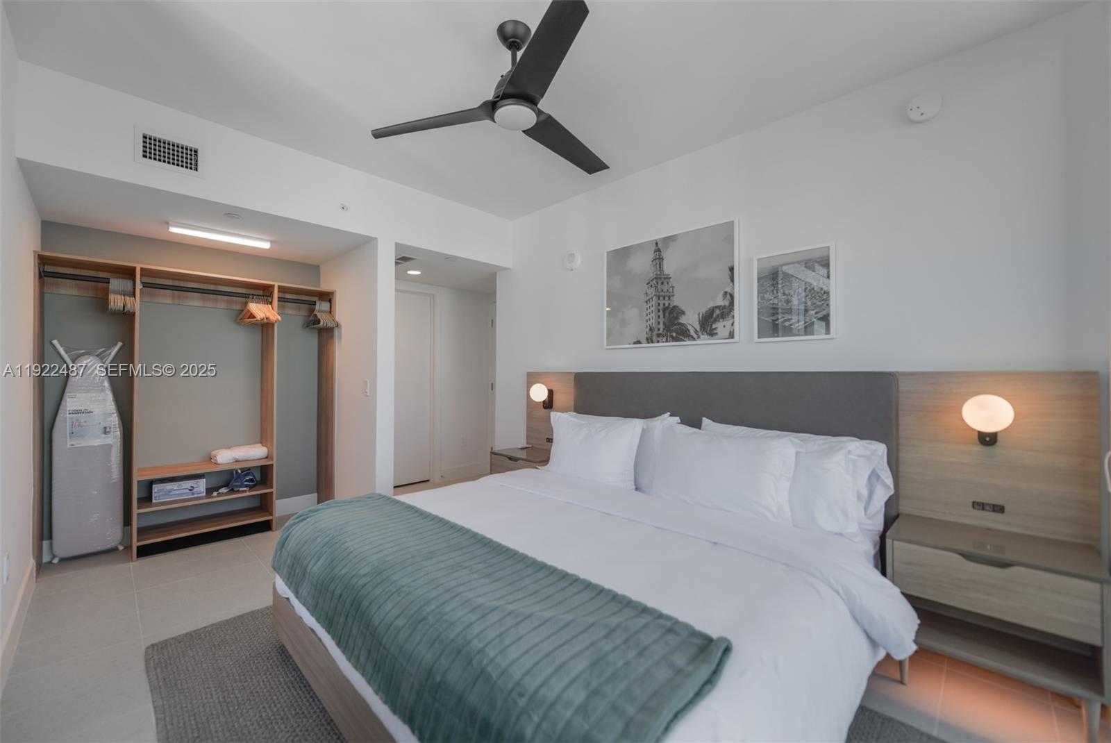 Small Image of 159 NORTH EAST 6TH ST #4601, Miami Number 23