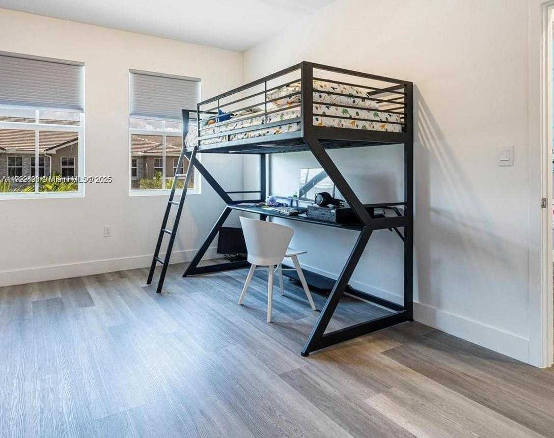 Small Image of 17033 SOUTH WEST 1ST ST, Pembroke Pines Number 20