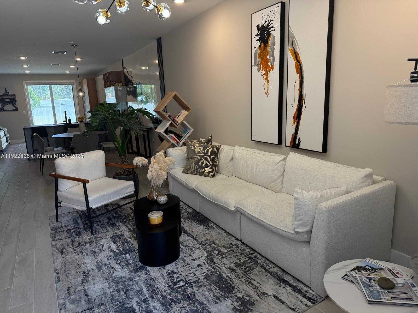 Small Image of 17033 SOUTH WEST 1ST ST, Pembroke Pines Number 4