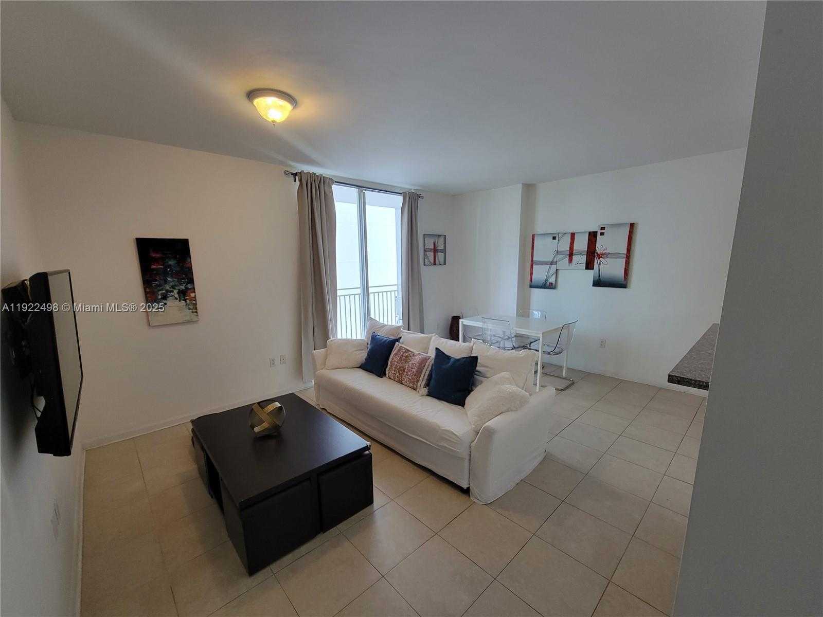 Small Image of 185 SOUTH EAST 14TH TER #1101, Miami Number 3