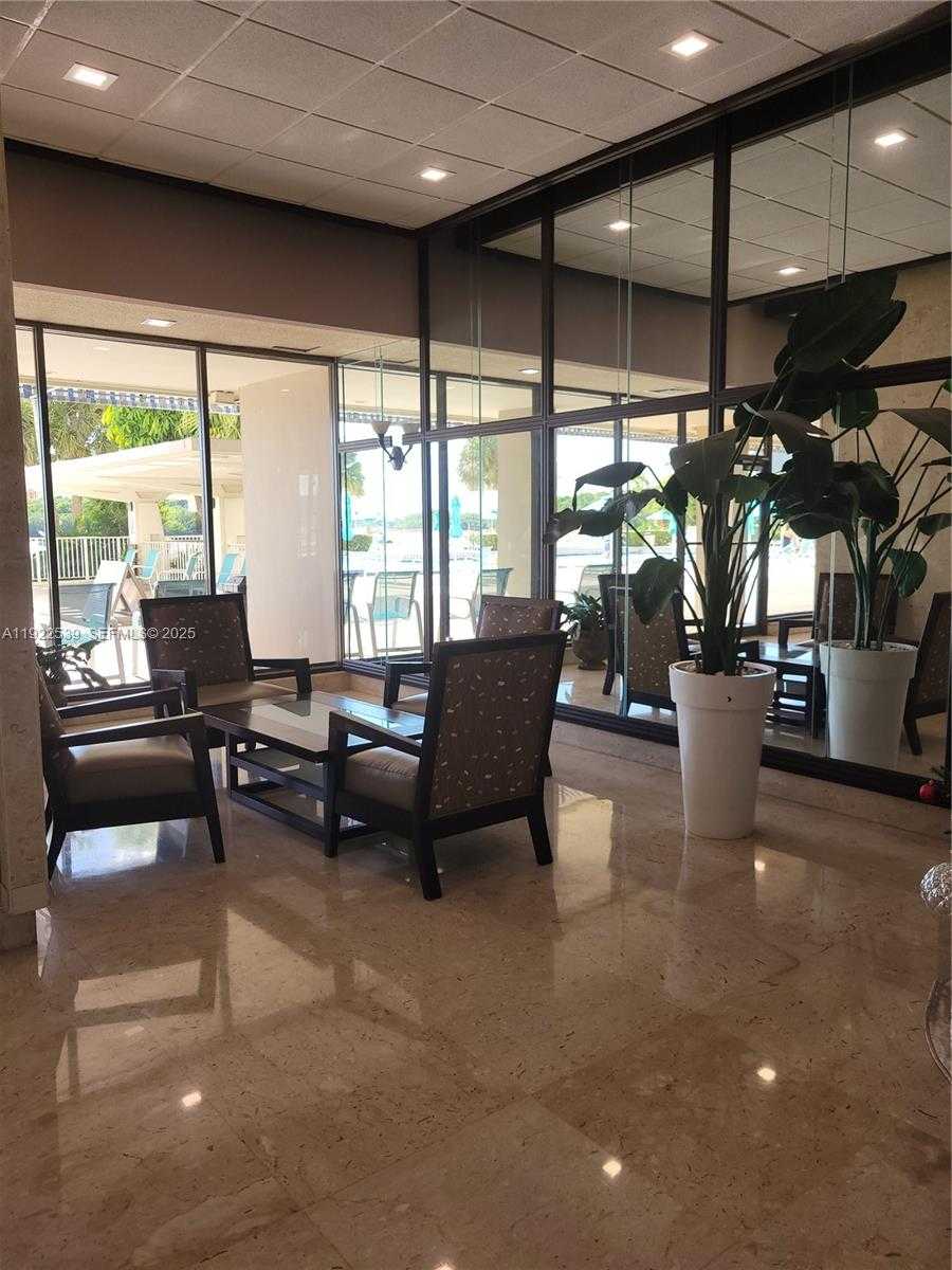 Small Image of 300 BAYVIEW DR #201, Sunny Isles Beach Number 26
