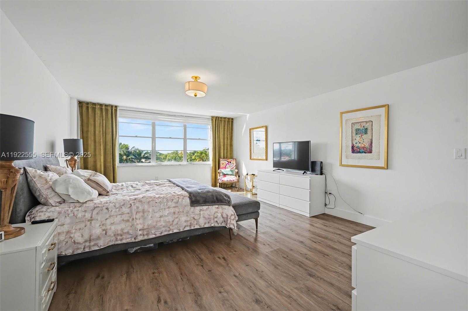 Small Image of 10000 WEST BAY HARBOR DR #303, Bay Harbor Islands Number 31