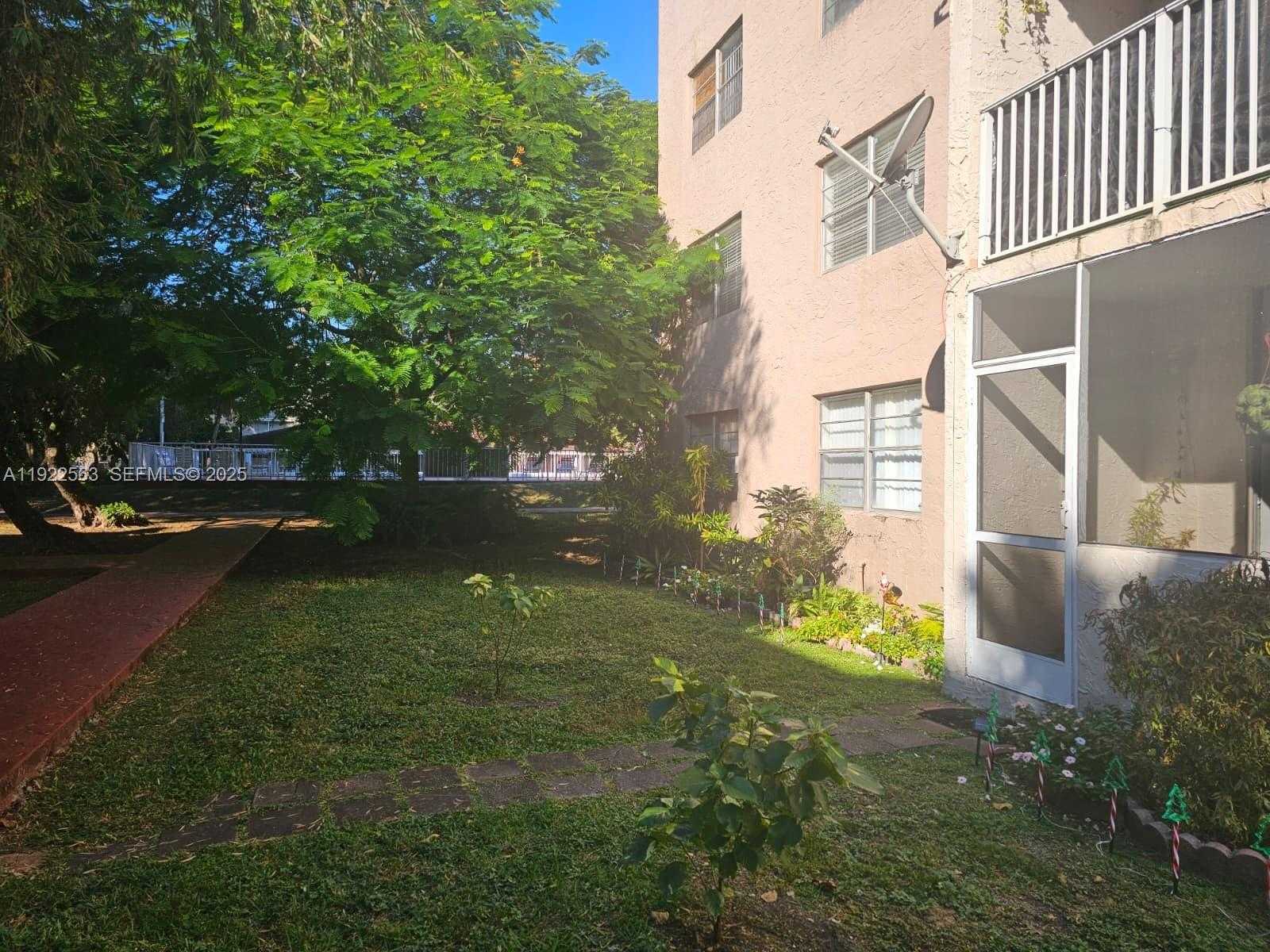 Small Image of 8411 NORTH WEST 8TH ST #111, Miami Number 1