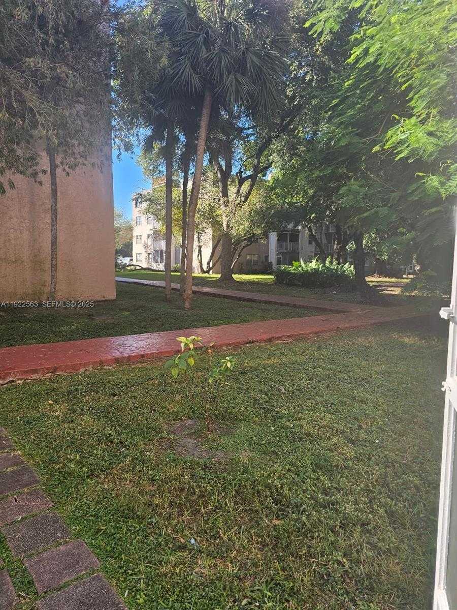 Small Image of 8411 NORTH WEST 8TH ST #111, Miami Number 27