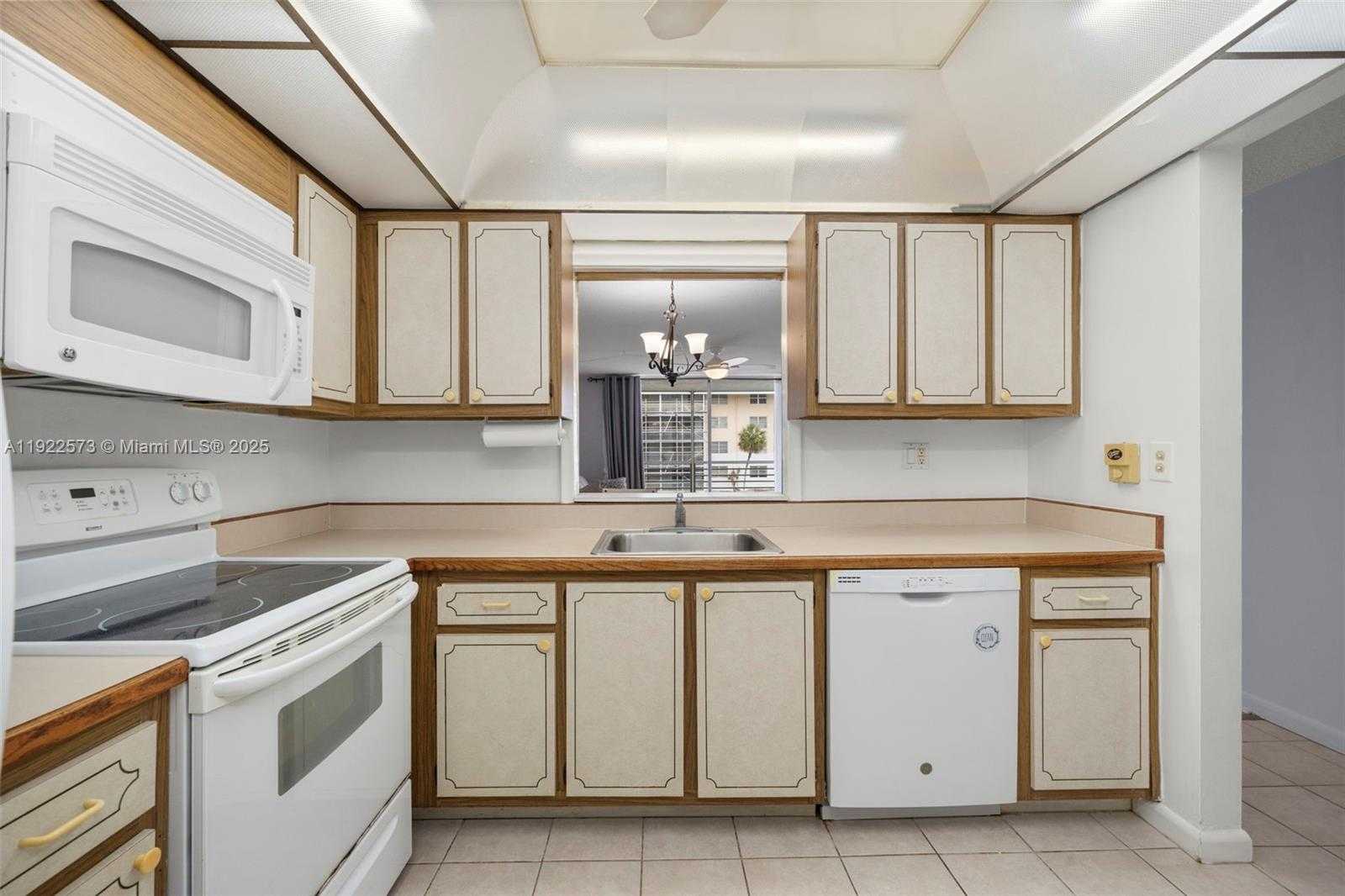 Small Image of 3551 NORTH EAST 169TH ST #212, North Miami Beach Number 9