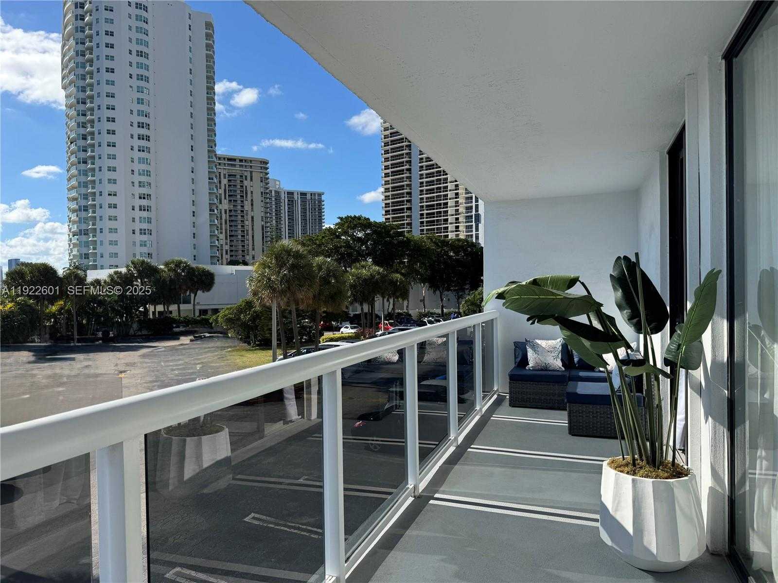Small Image of 20515 EAST COUNTRY CLUB DR #245, Aventura Number 12