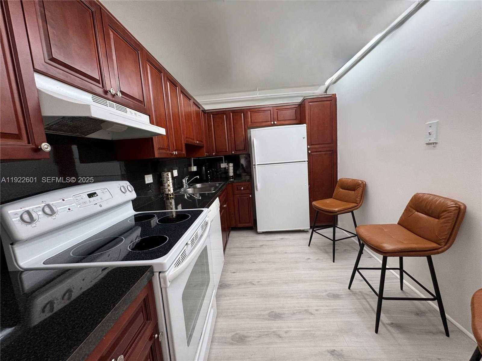 Small Image of 20515 EAST COUNTRY CLUB DR #245, Aventura Number 19