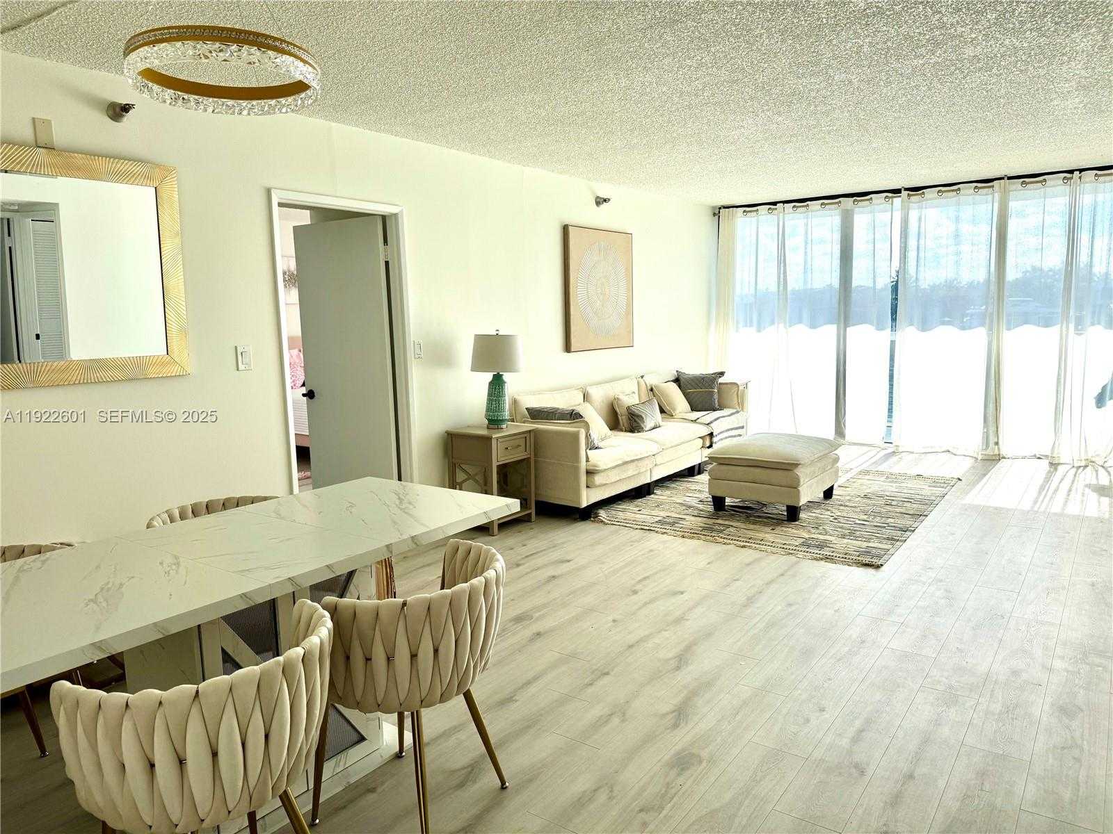 Small Image of 20515 EAST COUNTRY CLUB DR #245, Aventura Number 4