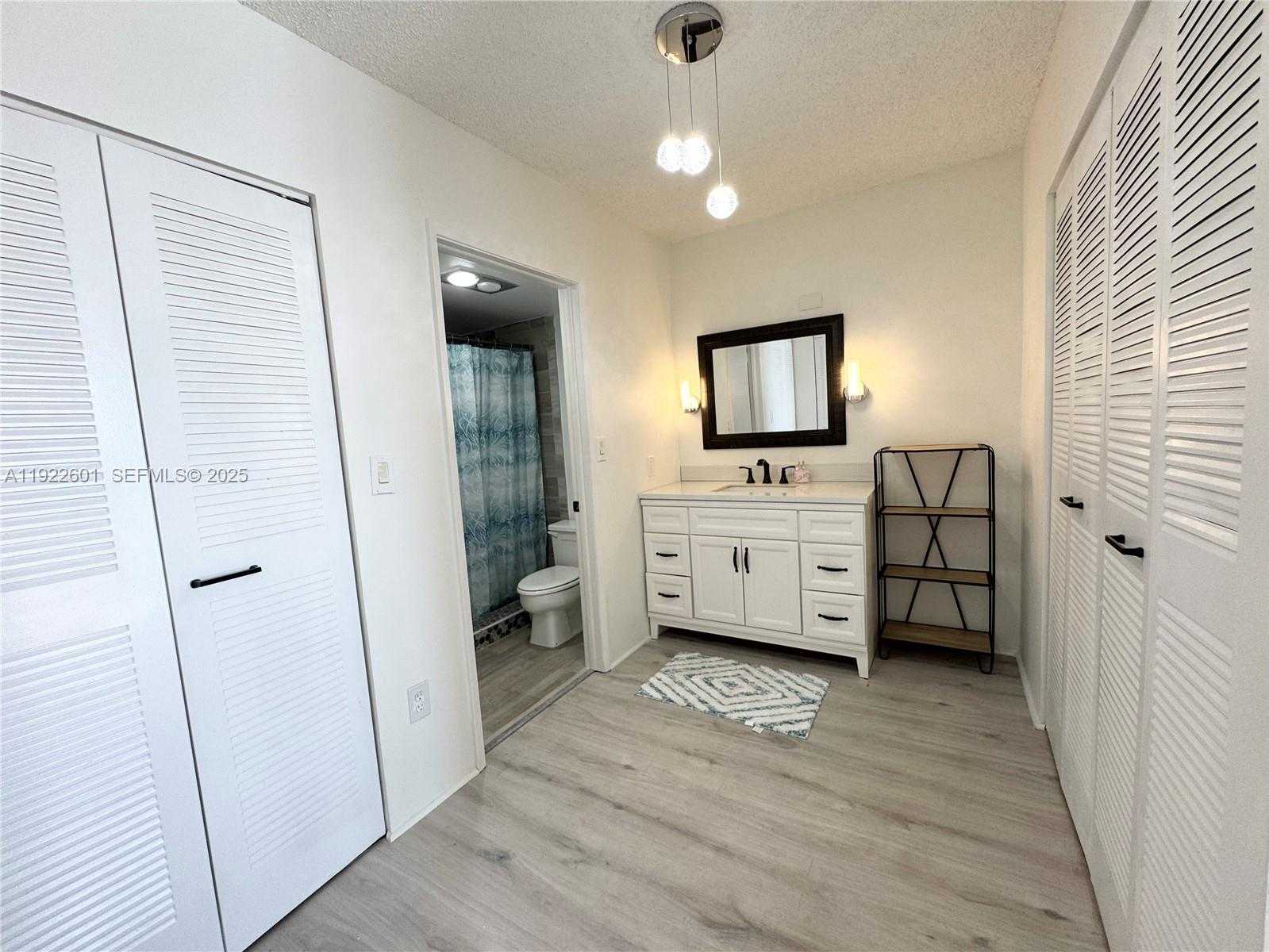 Small Image of 20515 EAST COUNTRY CLUB DR #245, Aventura Number 7