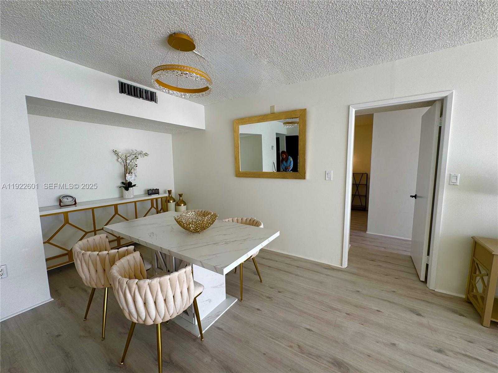 Small Image of 20515 EAST COUNTRY CLUB DR #245, Aventura Number 9