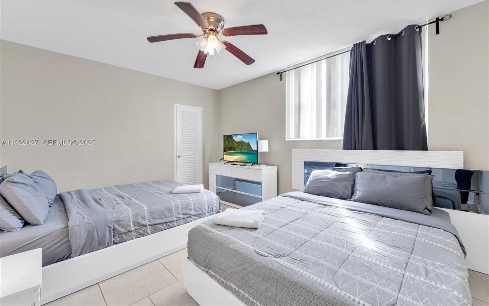 Imagen de Pequeño Objeto