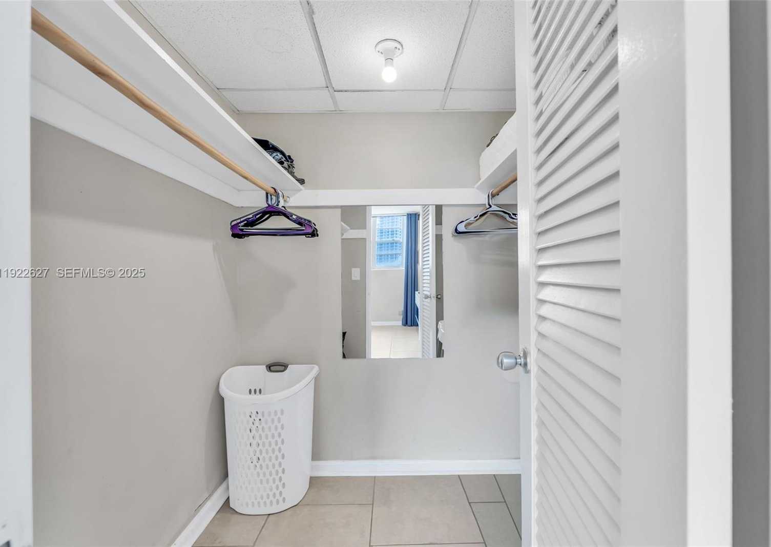 Imagen de Pequeño Objeto