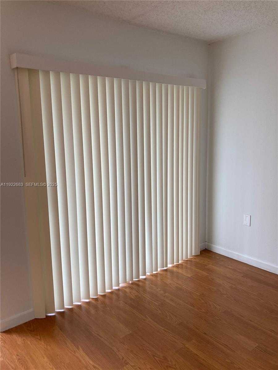 Small Image of 10360 SOUTH WEST 150TH CT #12104, Miami Number 4