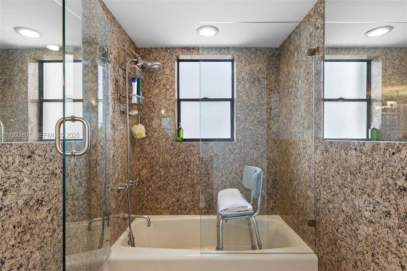 Small Image of 1775 WASHINGTON AVE #14F, Miami Beach Number 18