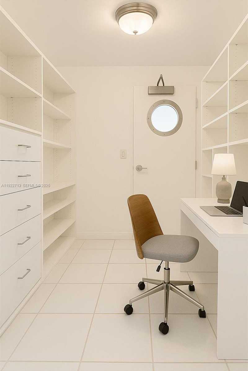 Small Image of 5255 COLLINS AVE #5D, Miami Beach Number 5