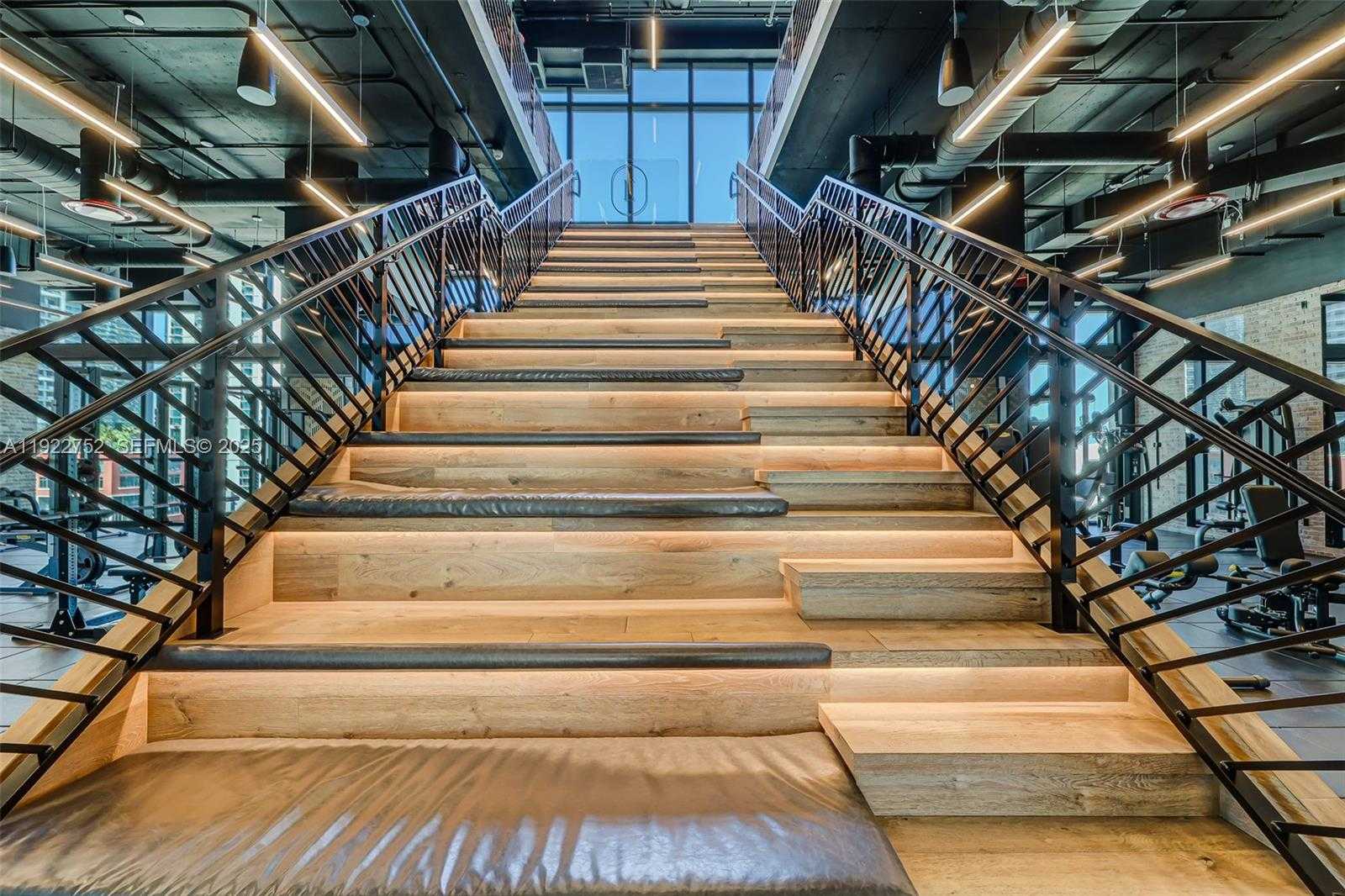 Small Image of 398 NORTH EAST 5TH ST #2319, Miami Number 13