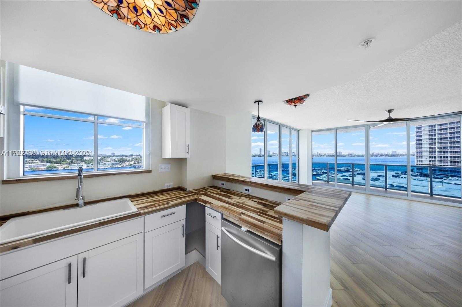 Small Image of 1881 79TH ST CSWY #807, North Bay Village Number 4