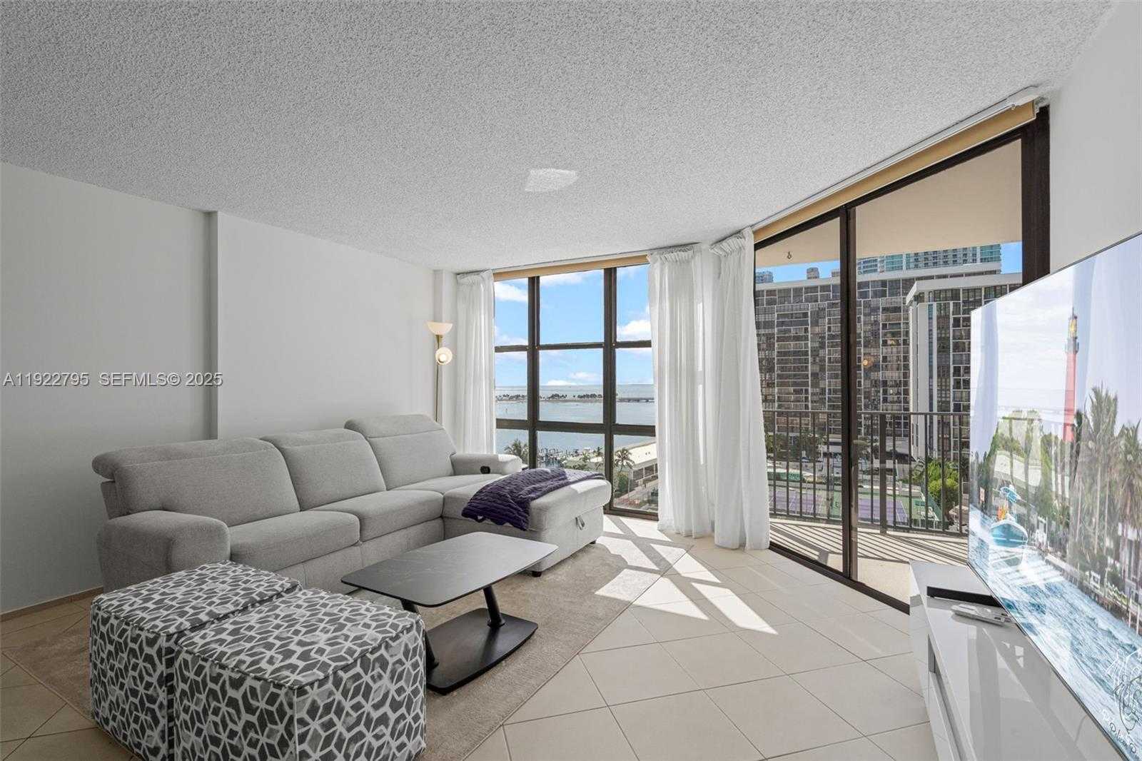 Small Image of 1865 BRICKELL AVE #A1013, Miami Number 15