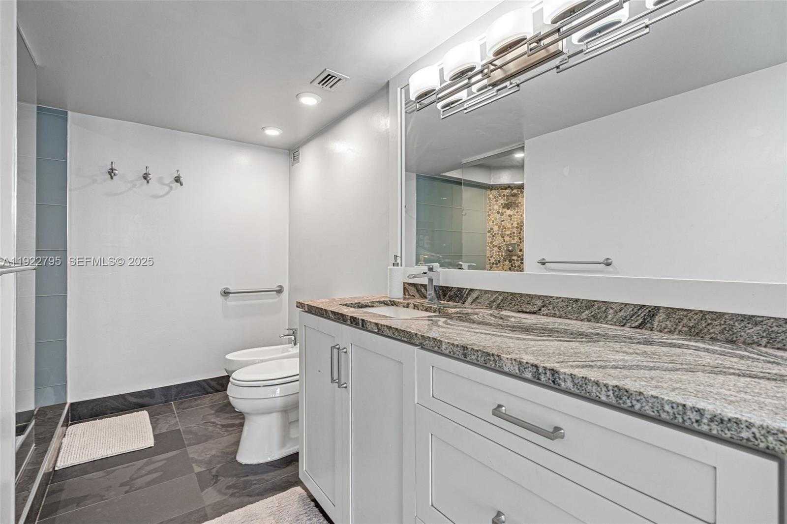 Small Image of 1865 BRICKELL AVE #A1013, Miami Number 25